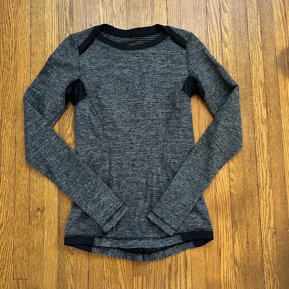 LULULEMON THERMAL TOP